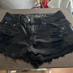 Festival High Rise black shorts